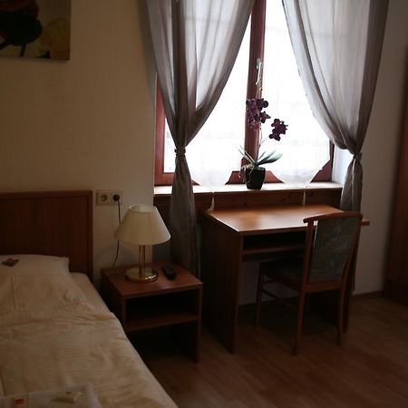 Landgasthof Hotel Rebe Alzey Zewnętrze zdjęcie